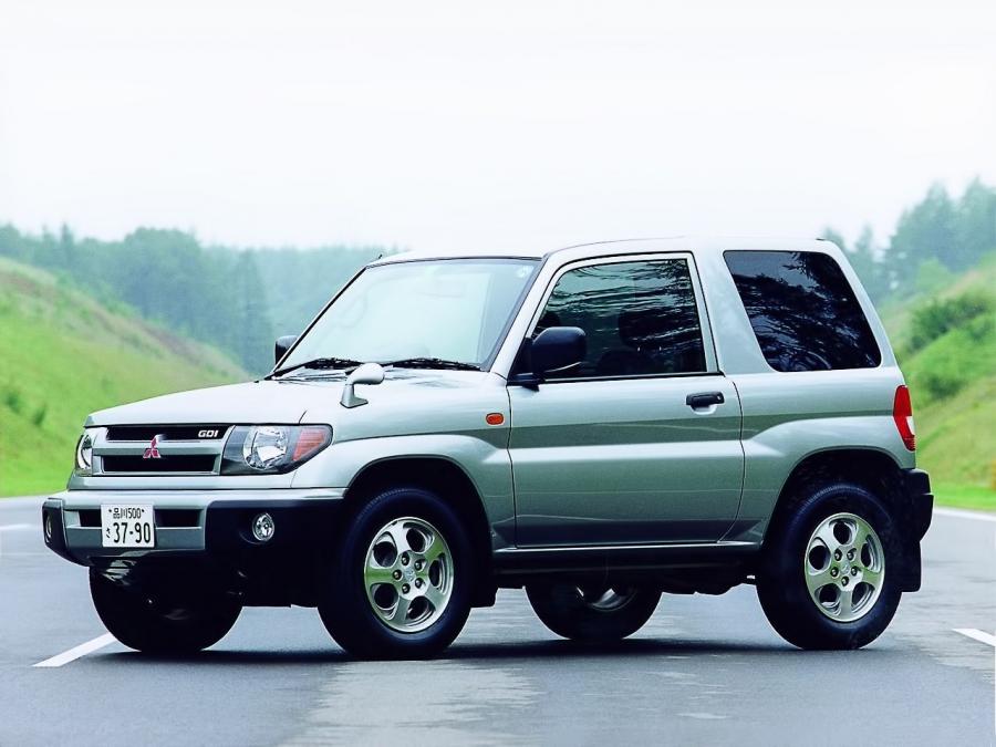  Mitsubishi Pajero iO 3-Door 1998 года  (фото 2 из 3)
